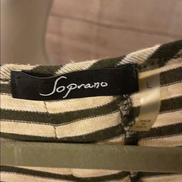 Soprano Green Longsleeve T-shirt White Fringe - Picture 2 of 6